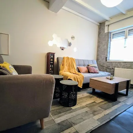 Maison Du Monde - Spacieuse Et Agreable Maison Croix