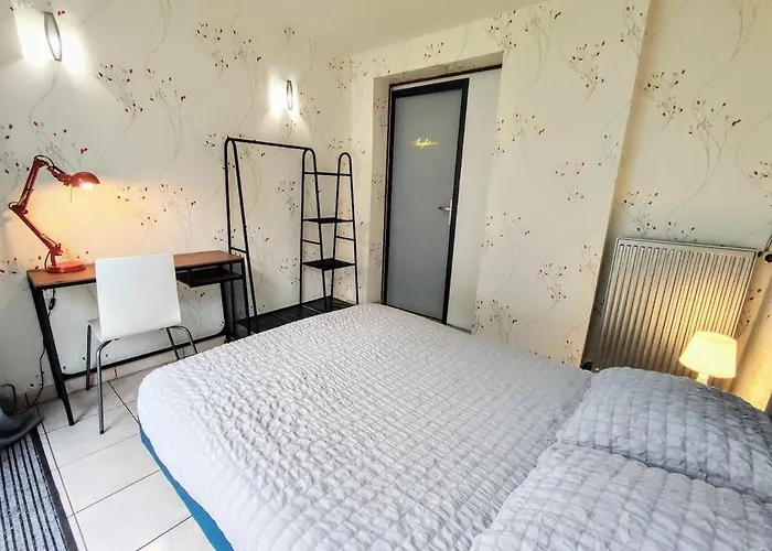 Maison Du Monde - Spacieuse Et Agreable Maison * Croix